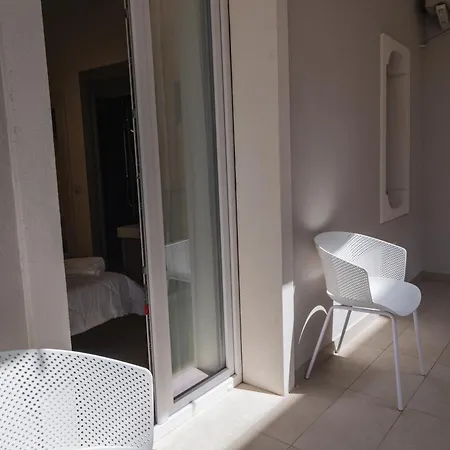 Aura 4* يتوجاني